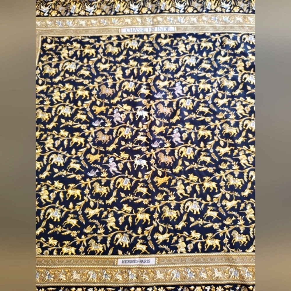 Hermes Chasse En Inde Black & Gold Silk Scarf - Picture 6 of 16